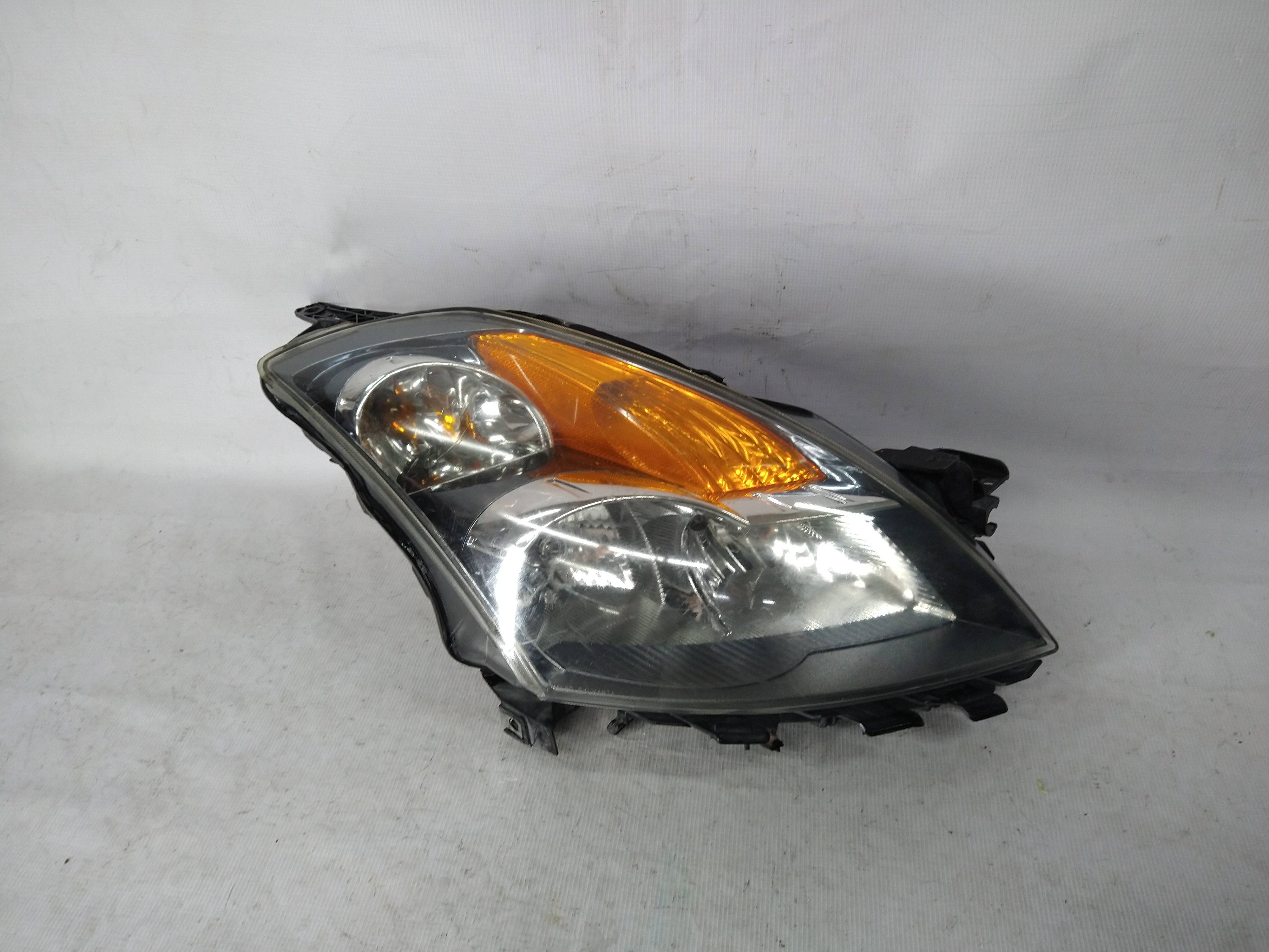 Nissan Altima 2007 - 2009 Faro Derecho Usado Original
