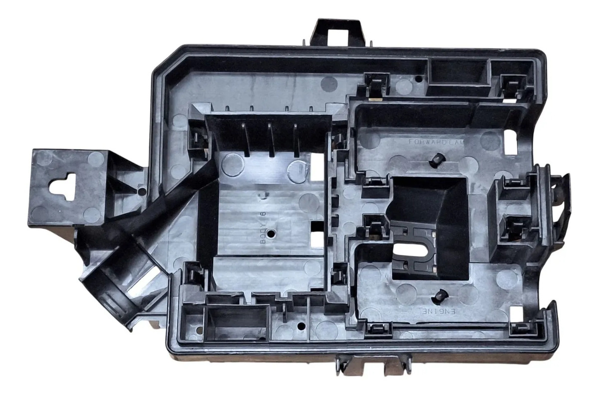 Base Caja Fusibles  Chevrolet Trax Gmc Encore 2013 - 2020