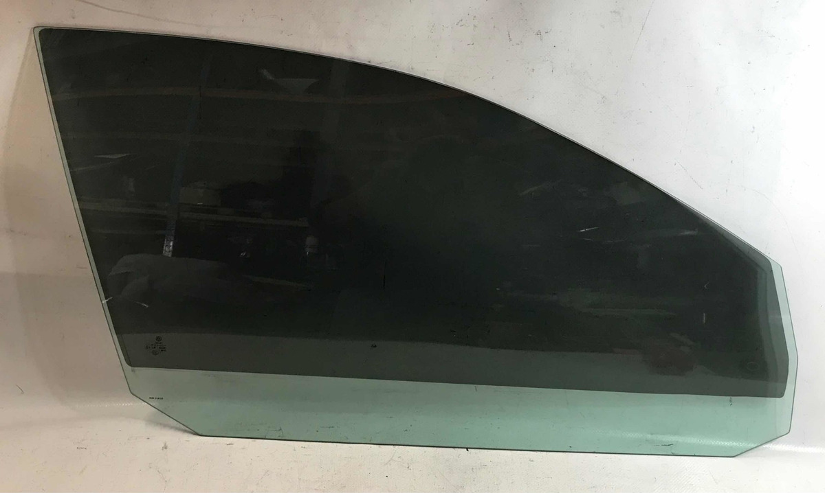 Volkswagen Jetta 1999-2005 Cristal Vidrio Delantero  Derecho