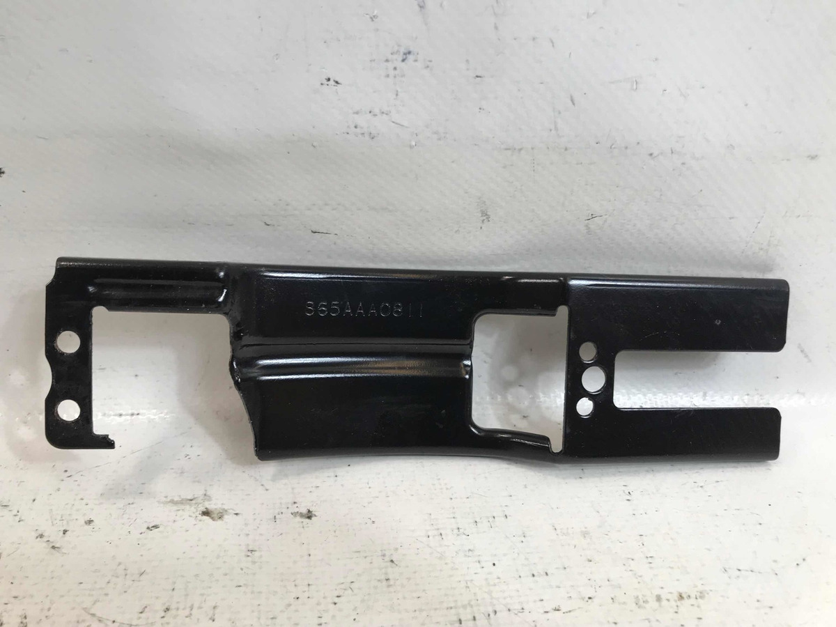 Dodge Avenger 2009 Al 2014  Base De Manija Delantera  Izq