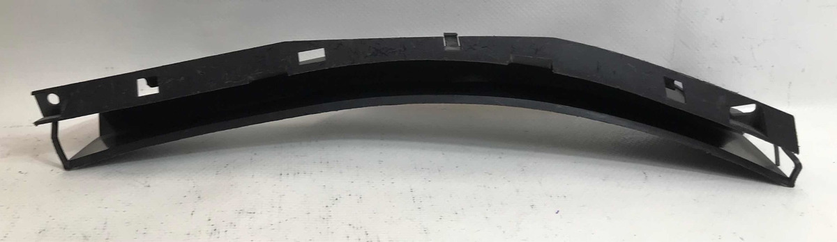 Mazda Cx7 2007 Al 2012 Moldura Inferior De Parabrisas