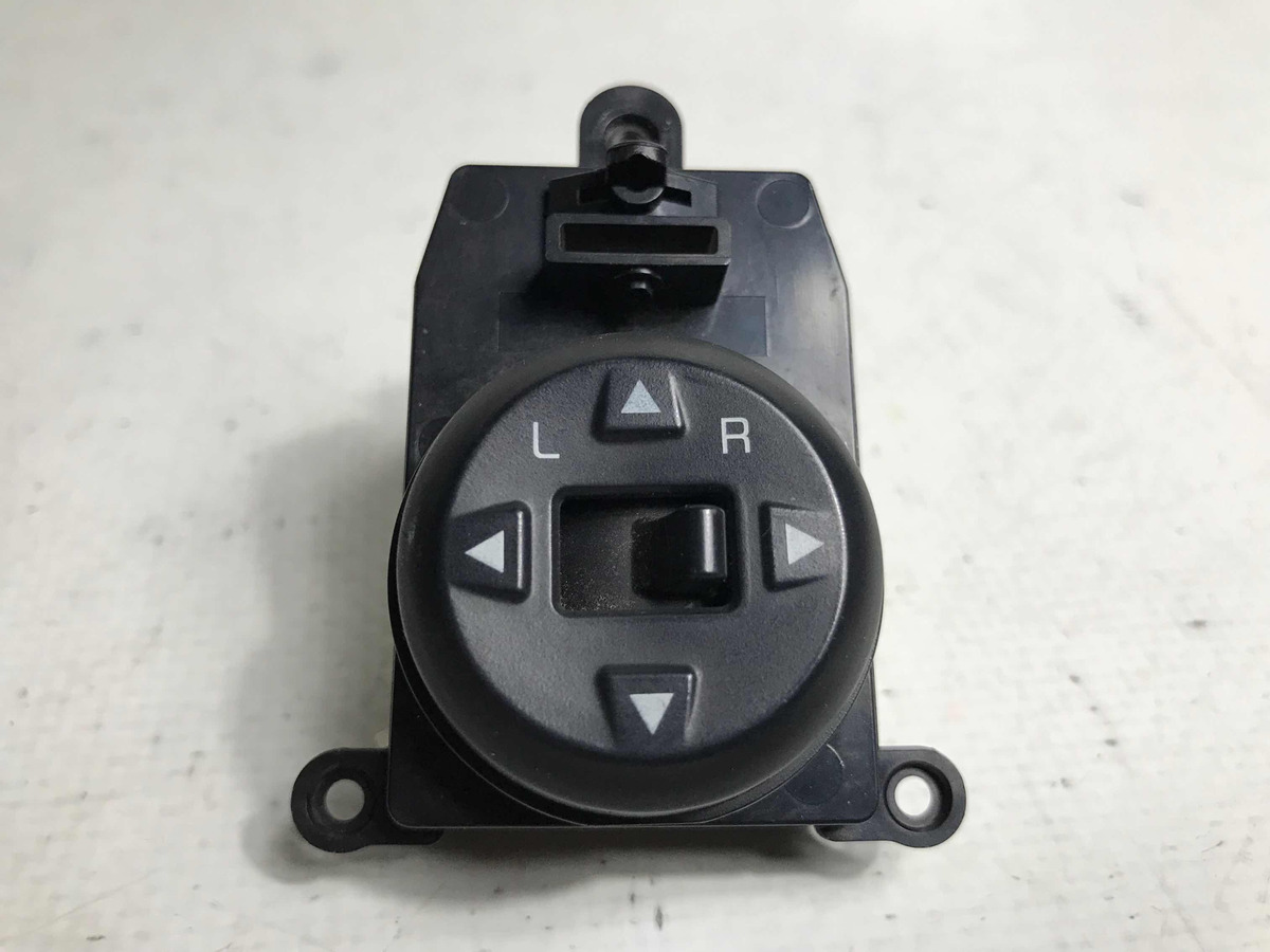 Kia Forte 2015 Al 2018 Switch De Retrovisor Delantero Izq