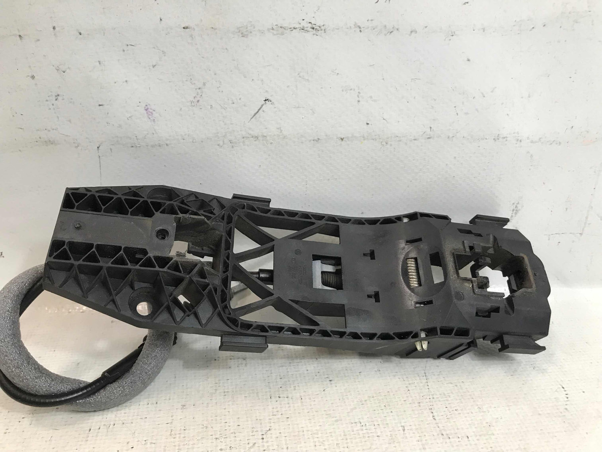 Volkswagen Passat 2012-2016 Base De Manija Delantera Derecha