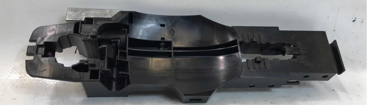 Nissan Versa 2012 Al 2019 Base De Manija Delantera Derecha