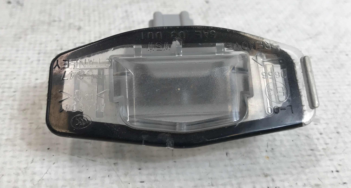 Honda Accord 2016 Al 2017 Luz De Placa Trasera Izquierda