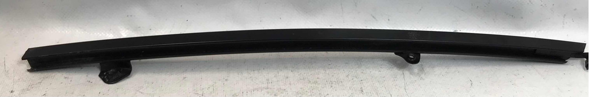 Mazda 5 2006 Al 2010  Guia De Cristal Delantero Derecho