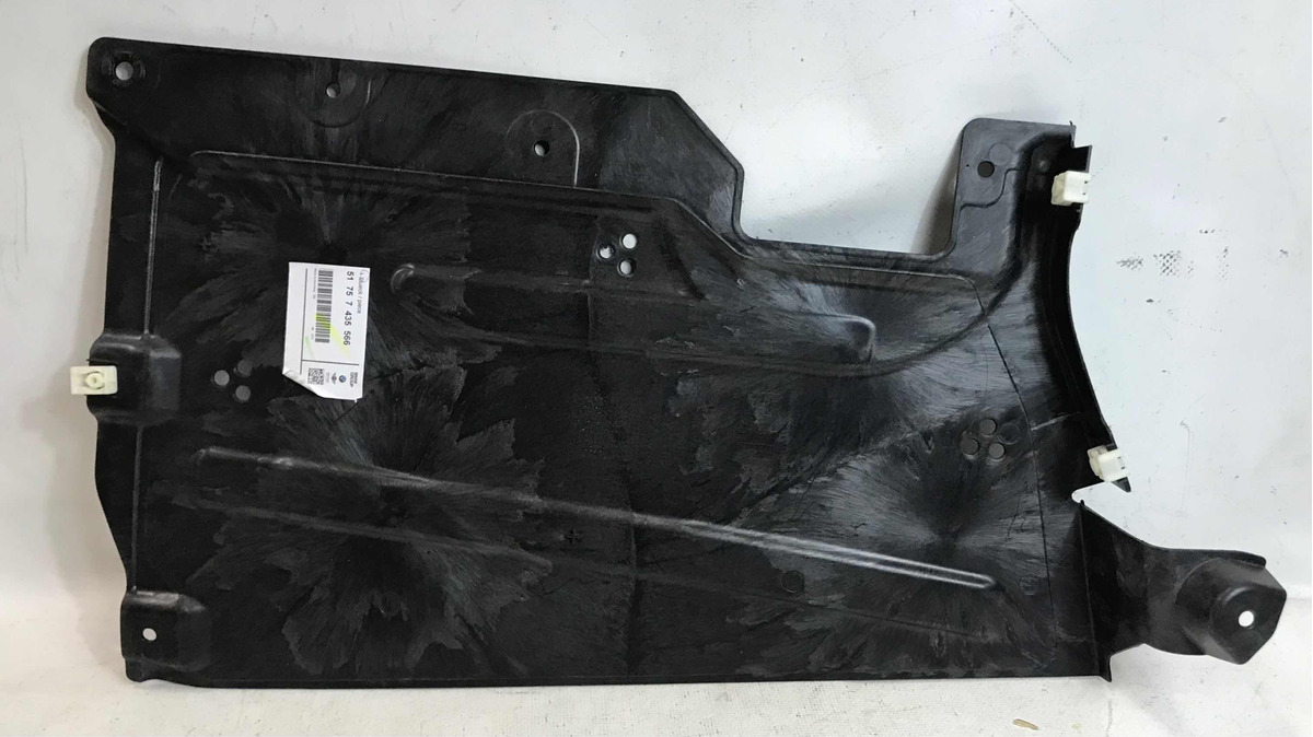 Bmw M3 2020 Al 2023  Moldura Inf Delantero