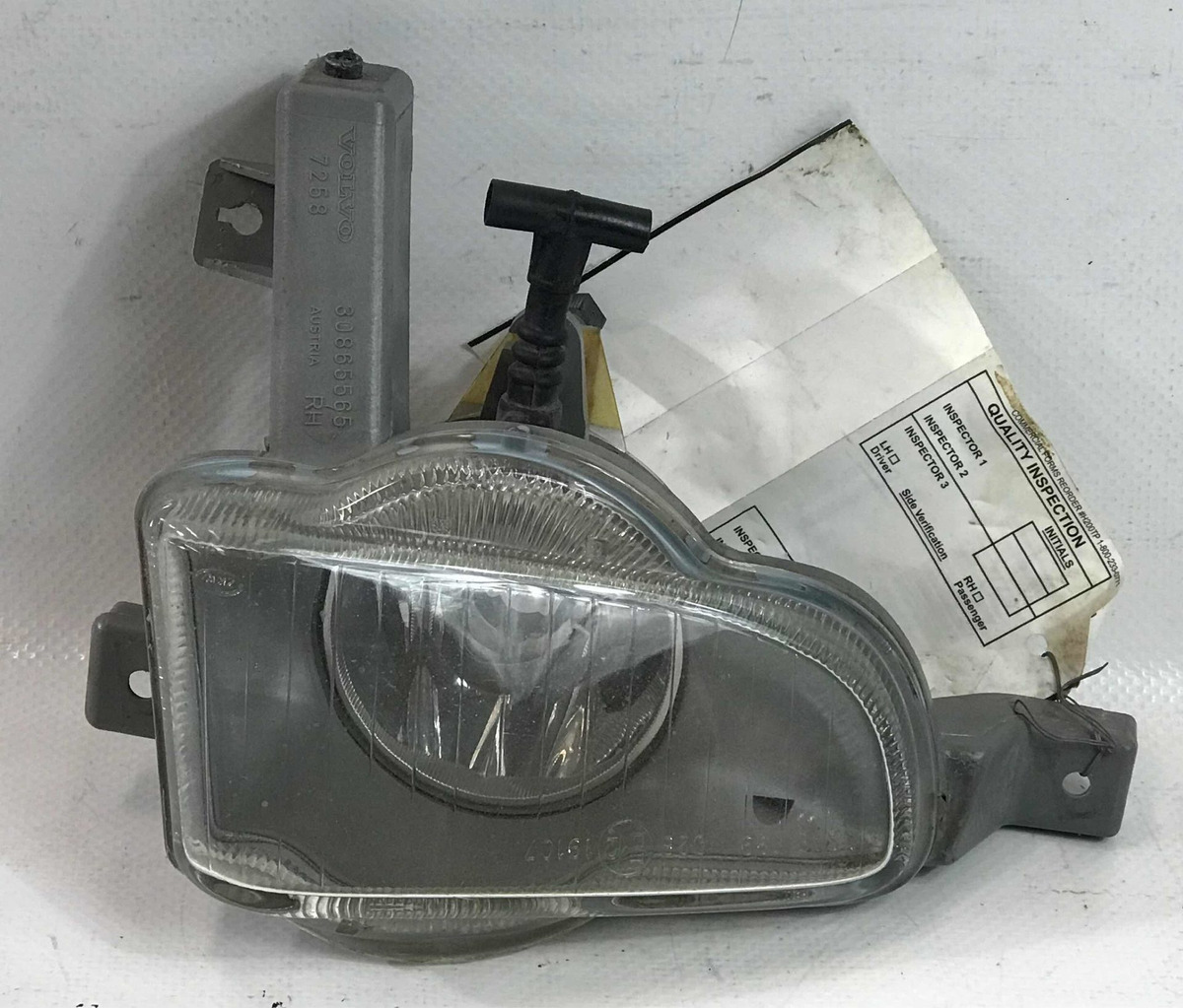 Volvo S40 2001.al 2004 Faro Antiniebla Lado Derecho