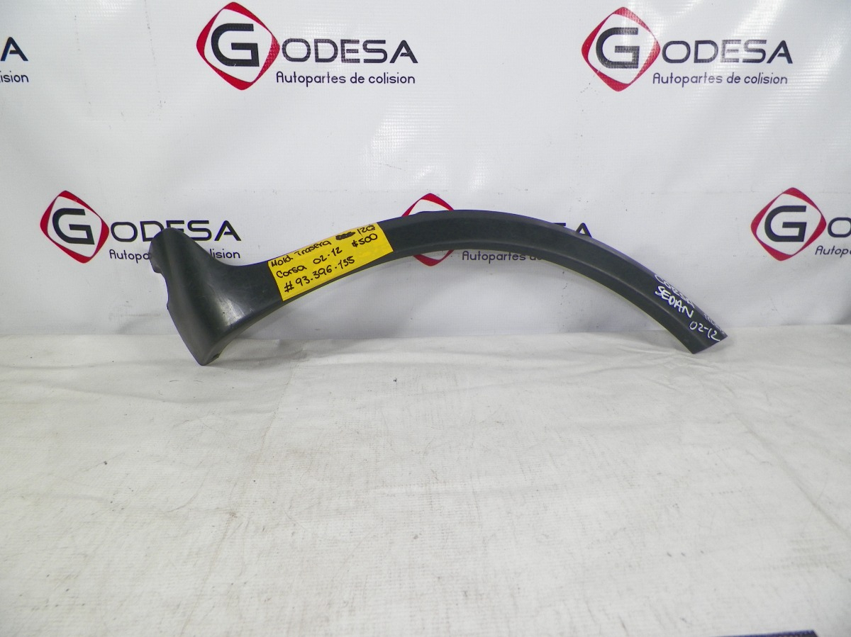 Moldura De Arco Trasera Izq Corsa 02-12 Usada 