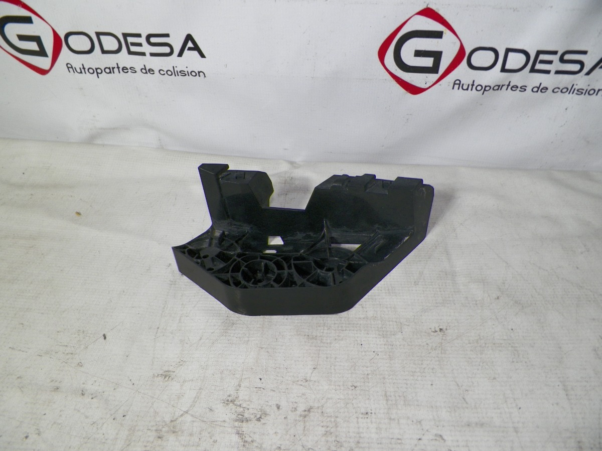 Guia O Base De Faro Izquierda Xtrail 15-17 