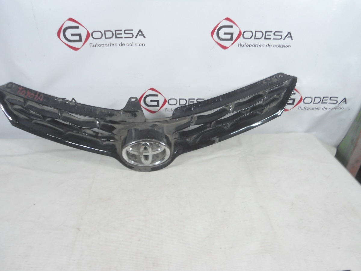 Parrilla Toyota Corolla 2014-2016 Usada C/detalle - vista 1