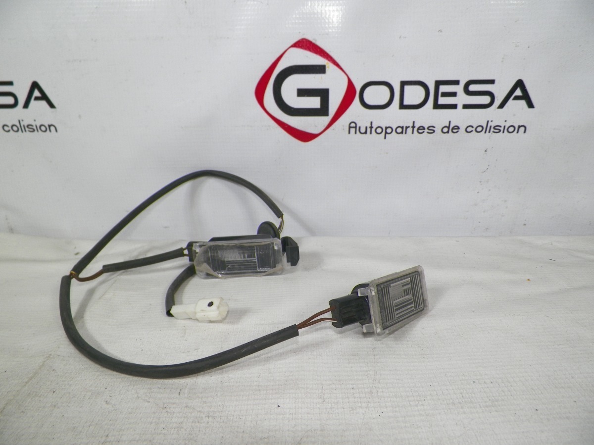 Luz De Placa Aveo 18-21 Usado Original 