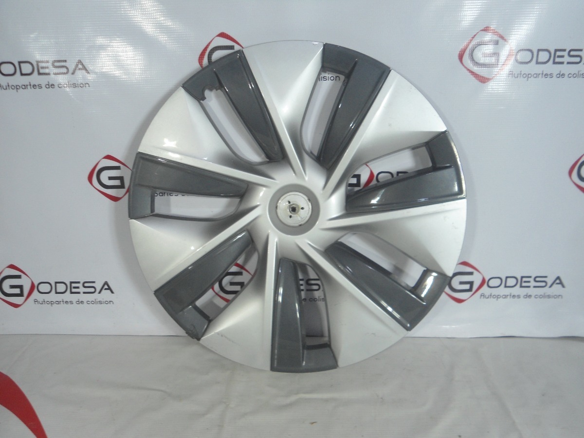 Copa De Rin  19  Tesla Model 3 Usada Original 18-21