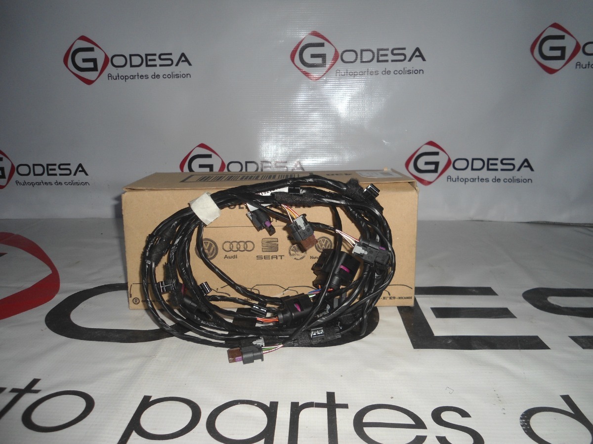 Arnes De Sensores De Reversa Arona 18 Originales