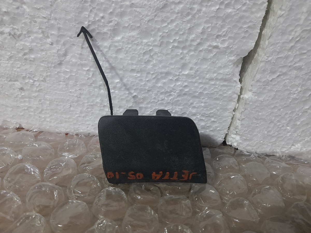 Tapa Tiron De Facia Tras. Vw Jetta Mk5 06-11 Usada Original