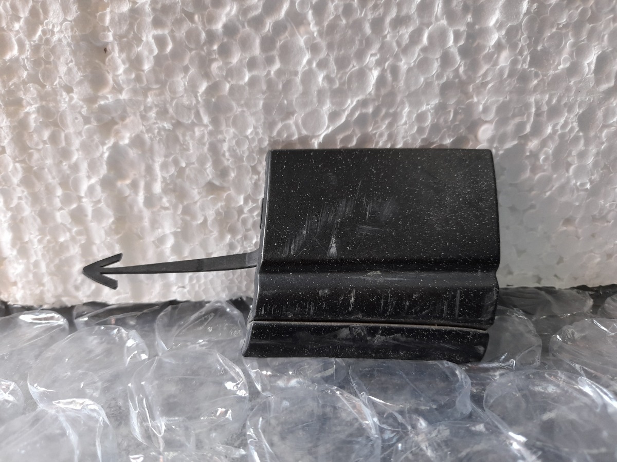 Tapa Tiron De Facia Del. Vw Touareg Usada Original 07-10