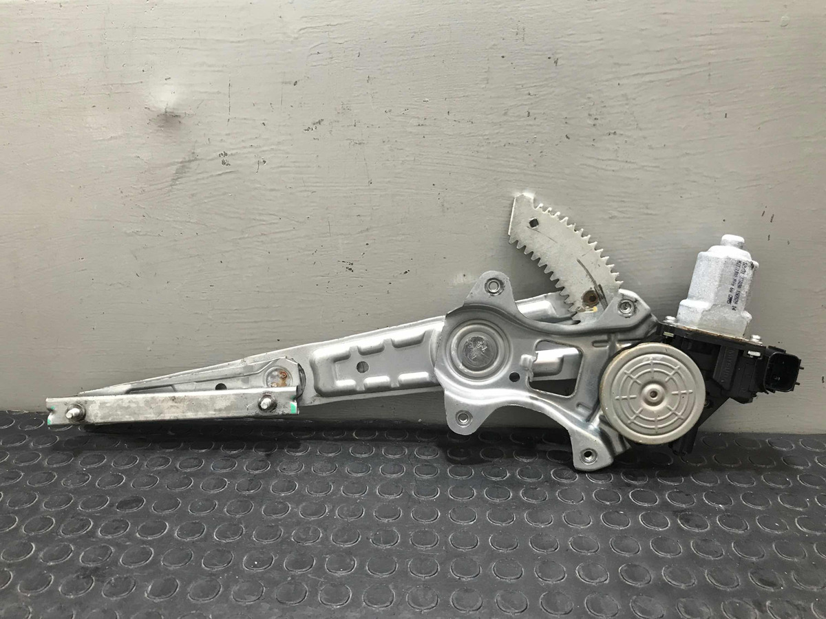 Nissan Altima 2013 Al 2018 Motor Cristal Trasero Izquierdo