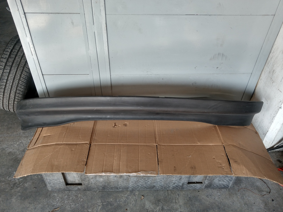 Ford Lobo 1999 Al 2004 Spoiler Inf Delantero