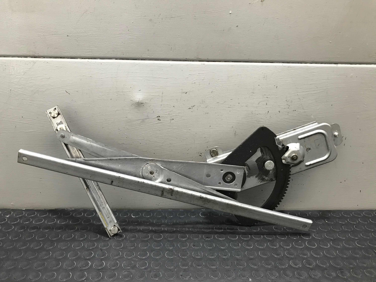 Chevrolet Aveo 2008-2011 Elevador Manual Delantero Derecho