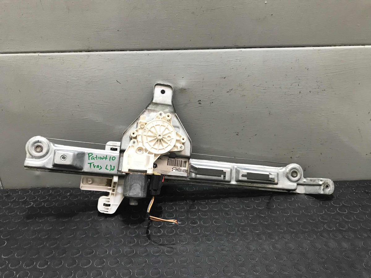 Jeep Patriot 2007 Al 2015 Motor Cristal Trasero Izquierdo