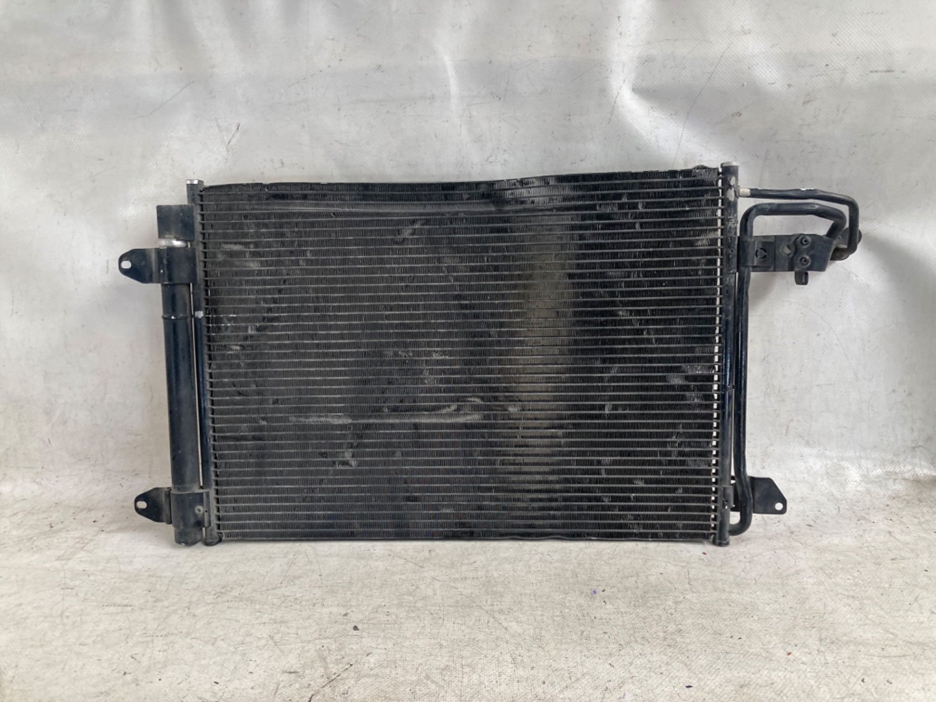 Condensador Volkswagen Golf 2010 - 2013
