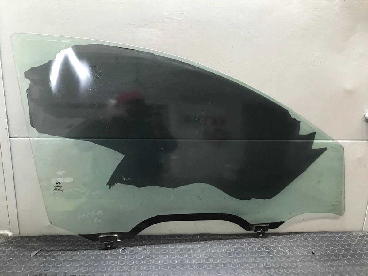 Nissan Versa 2012 Al 2019 Vidrio Cristal Delantero Derecho