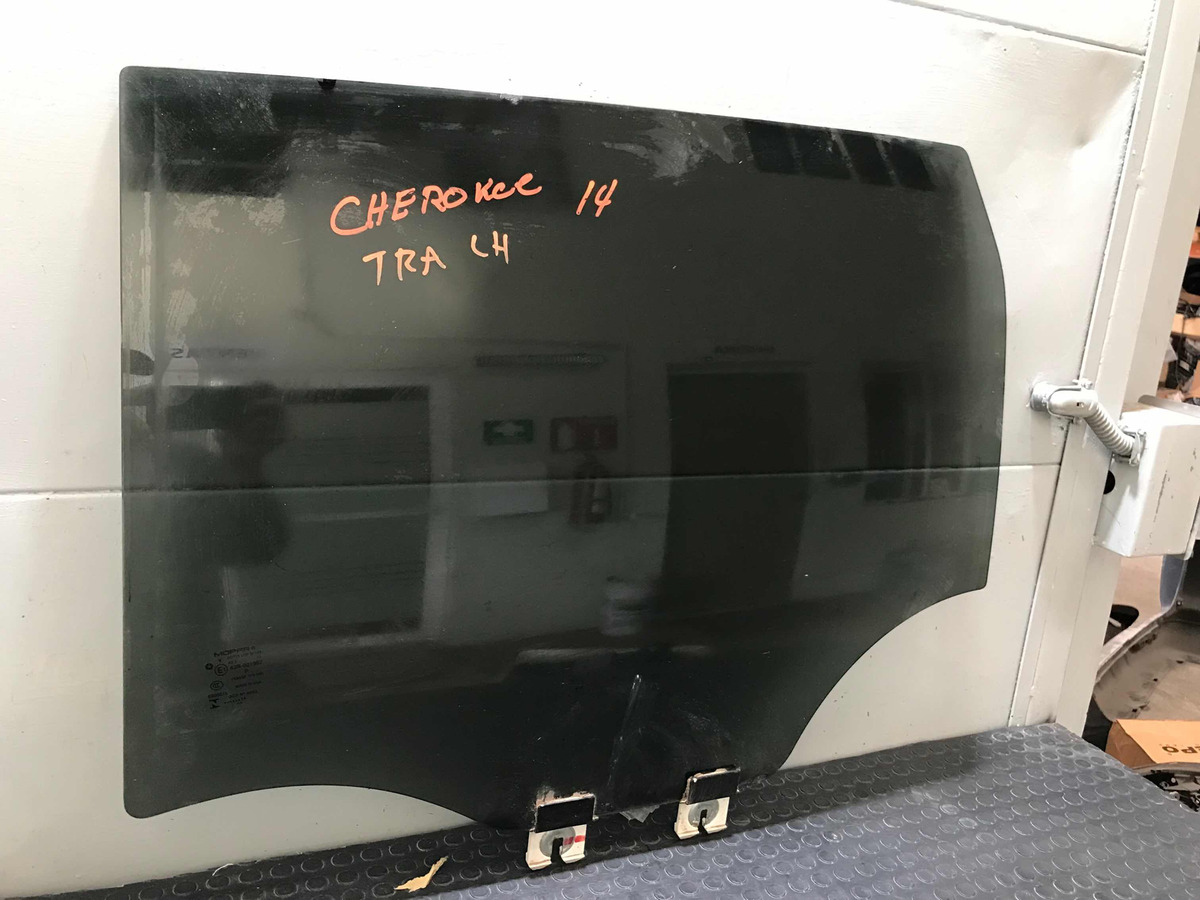 Jeep Cherokee 2014-2018 Vidrio Cristal Trasero Izq Limited
