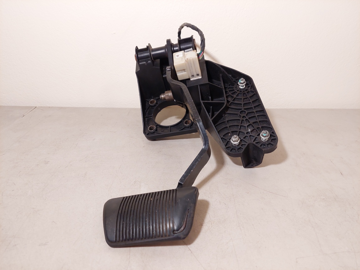 Pedal De Freno Dodge Caravan 2013