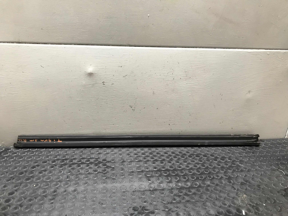 Volkswagen Tiguan 2009 Al 2017 Cañuela Int Trasero Derecho