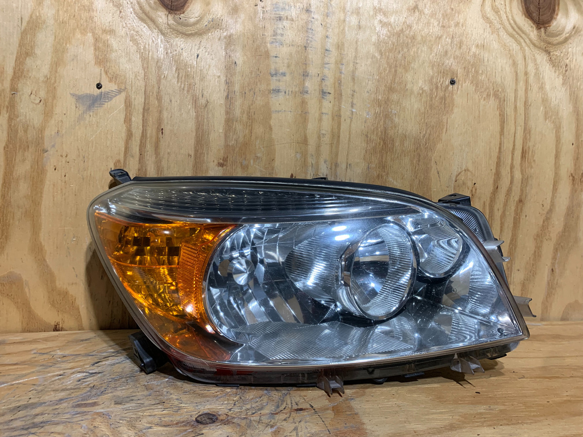 Faro Derecho Toyota Rav4 2006 - 2008 - vista 1