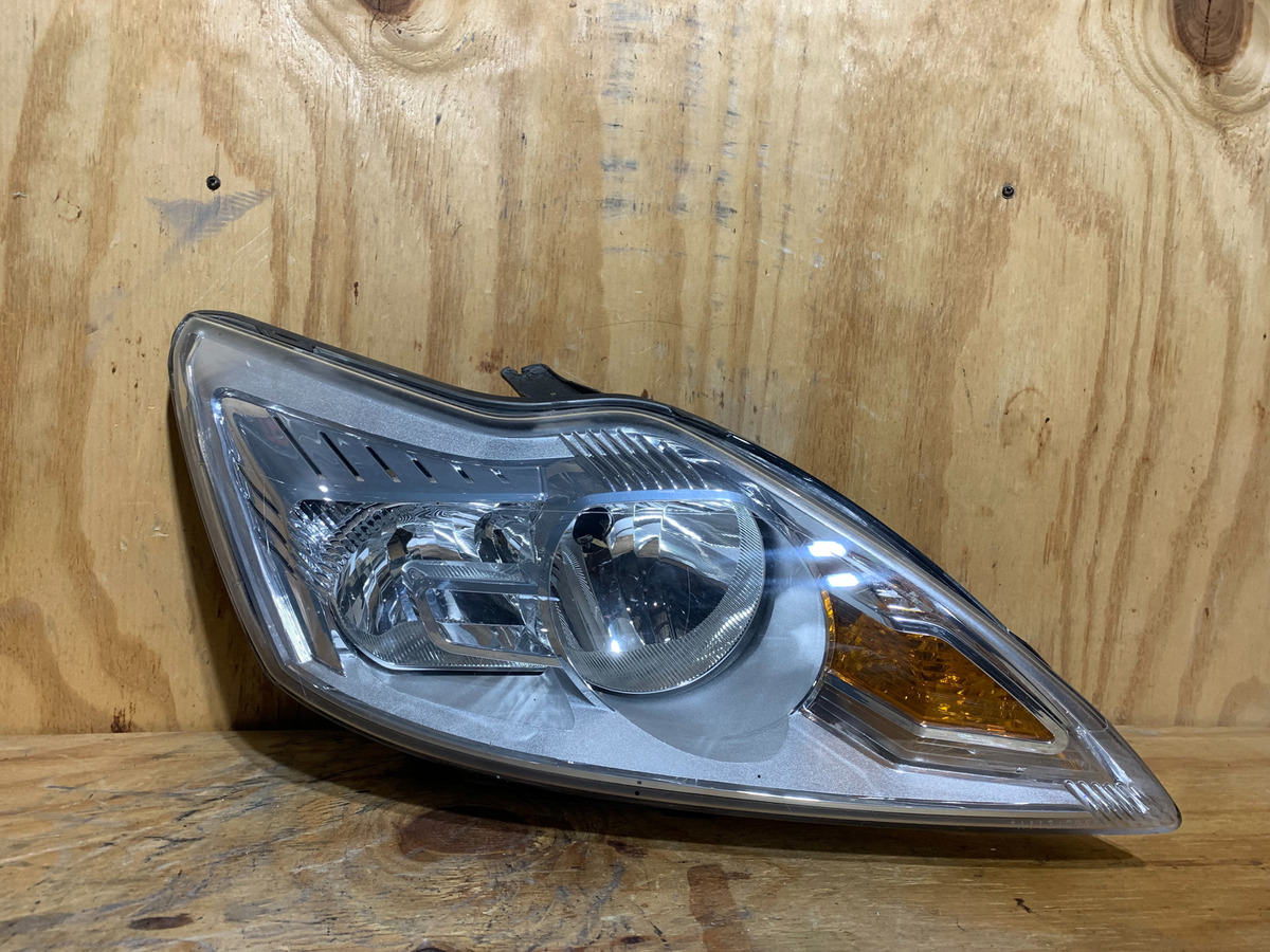 Faro Derecho Ford Focus 2009 - 2011