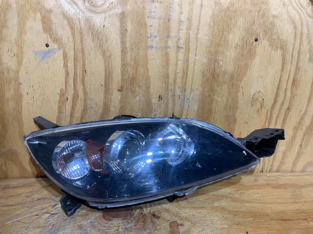Faro Derecho Mazda 3 2004 - 2009