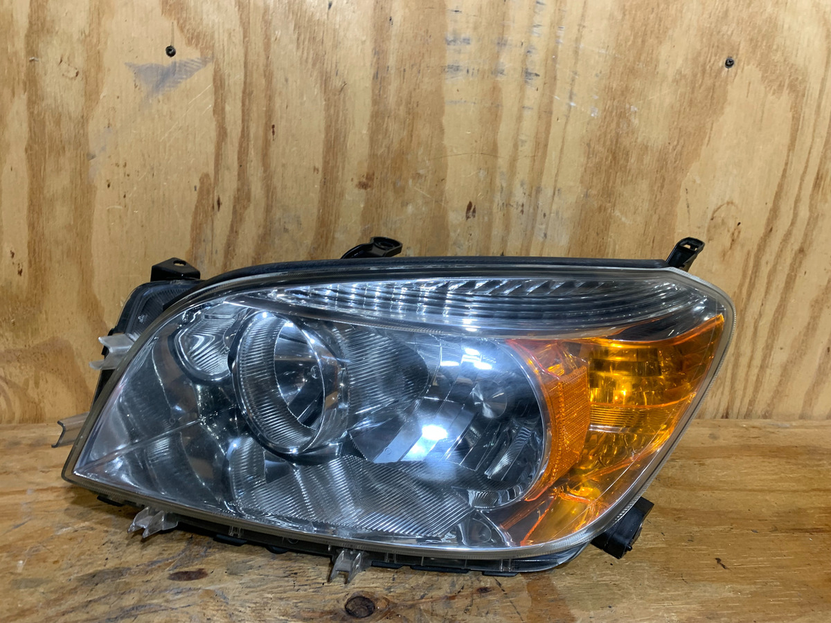 Faro Izquierdo Toyota Rav4 2006 - 2008