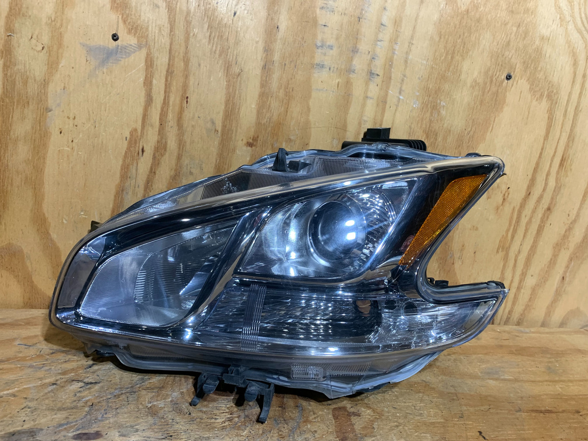 Faro Izquierdo Nissan Maxima 2009 - 2015