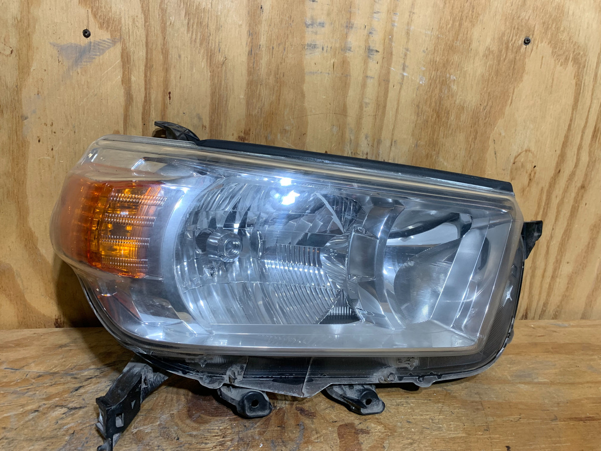Faro Derecho Toyota 4runner 2010 - 2013
