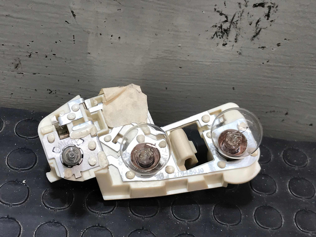 Bmw Serie 3 2006 Al 2009 Base Foco Lado Derecho