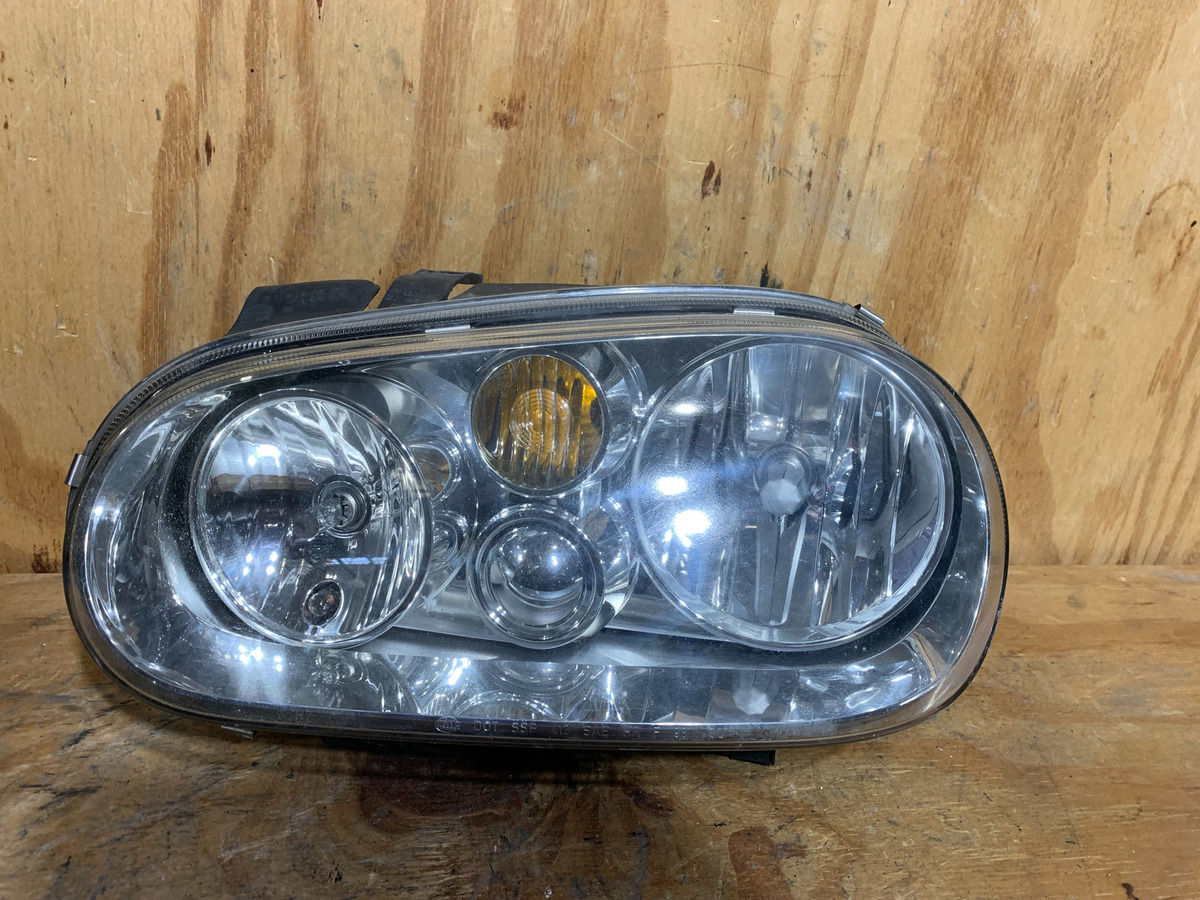 Faro Izquierdo Volkswagen Golf 1997 - 2003