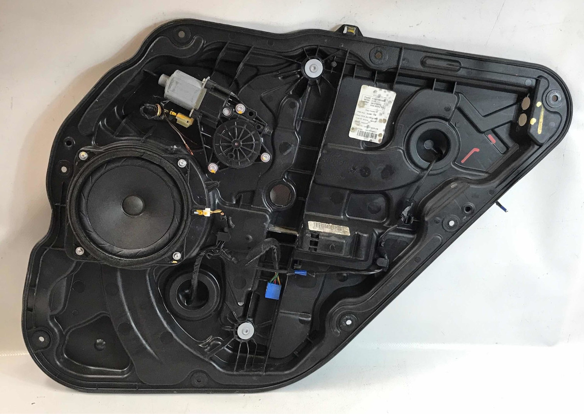 Hyundai Sonata  2010-2013. Mecanismo Elevador Trasero Dercho