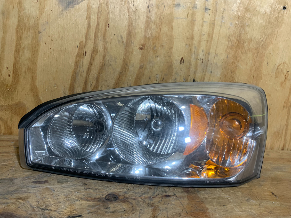 Faro Izquierdo Chevrolet Malibu 2004 2007