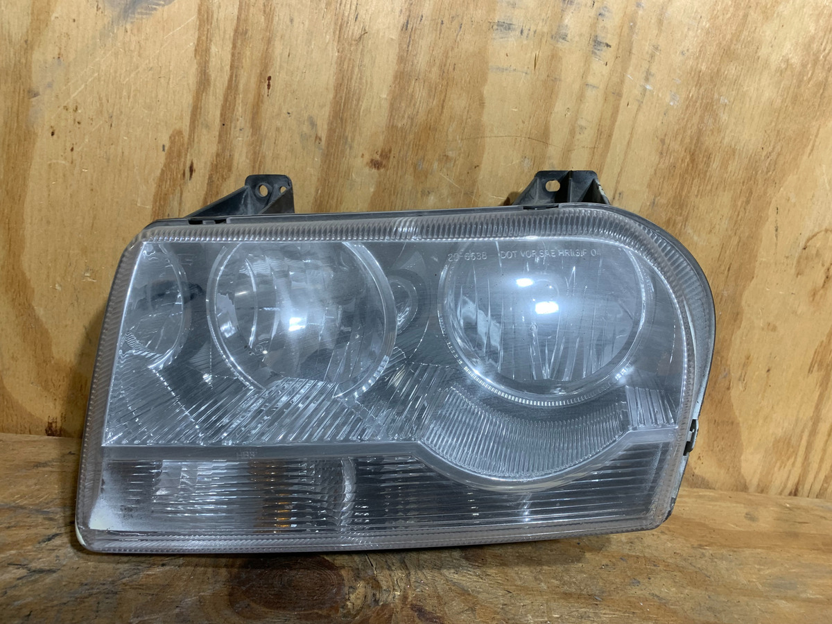 Faro Izquierdo Chrysler 300 2005 - 2009