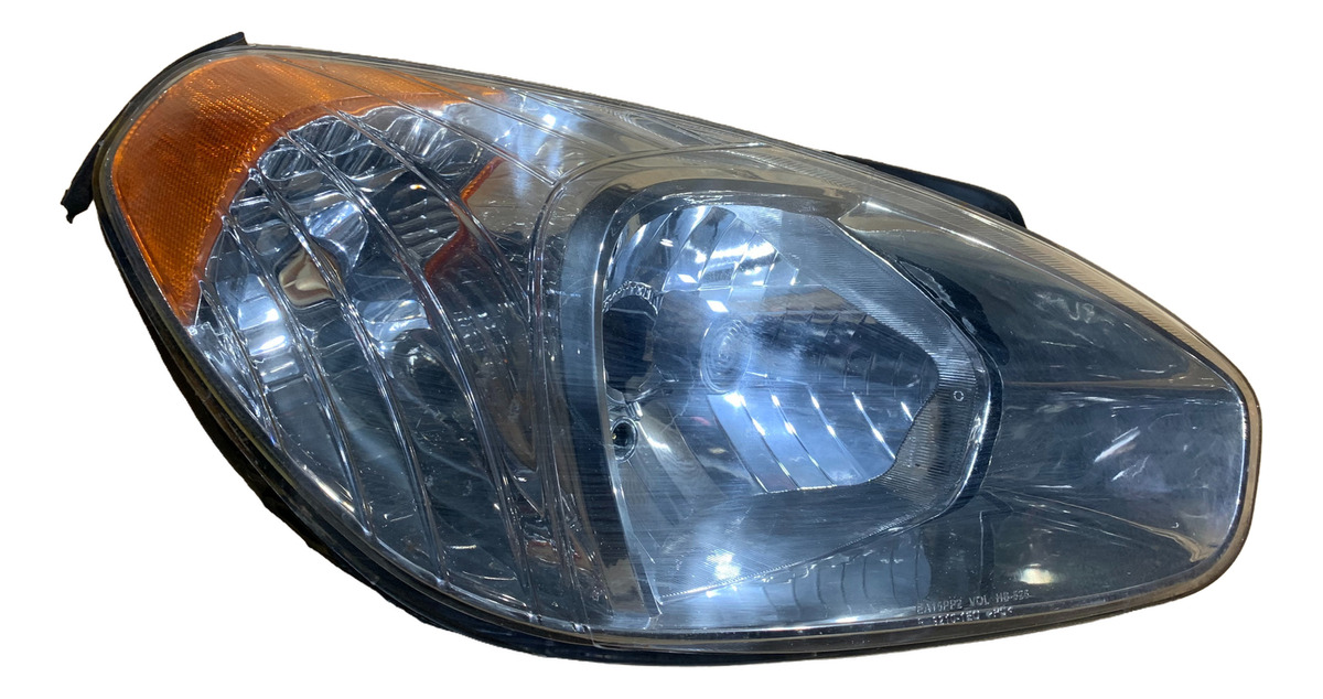 Faro Derecho Dodge Attitude 2006 - 2011