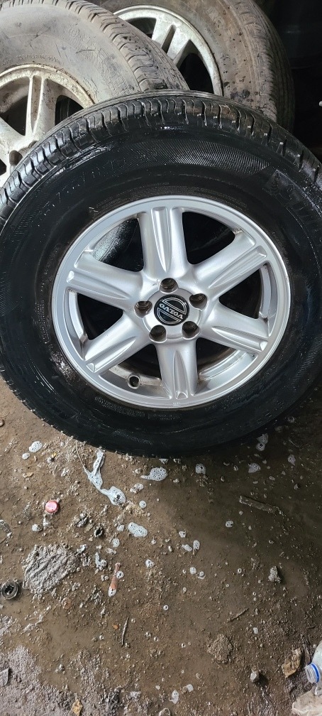 Rin Volvo Xc90 R16 