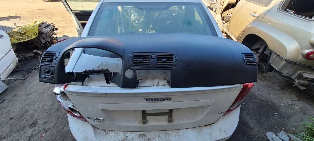 Cubierta Bolsa Aire Pasajero Volvo S40 05