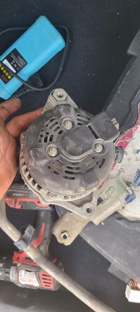 Alternador Corolla 2012