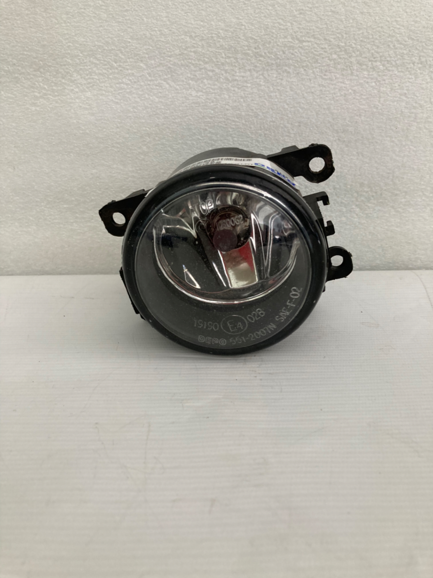 Mitsubishi Endeavor 2006 - 2008 Faro Delantera Derecho Usado Generico - vista 1