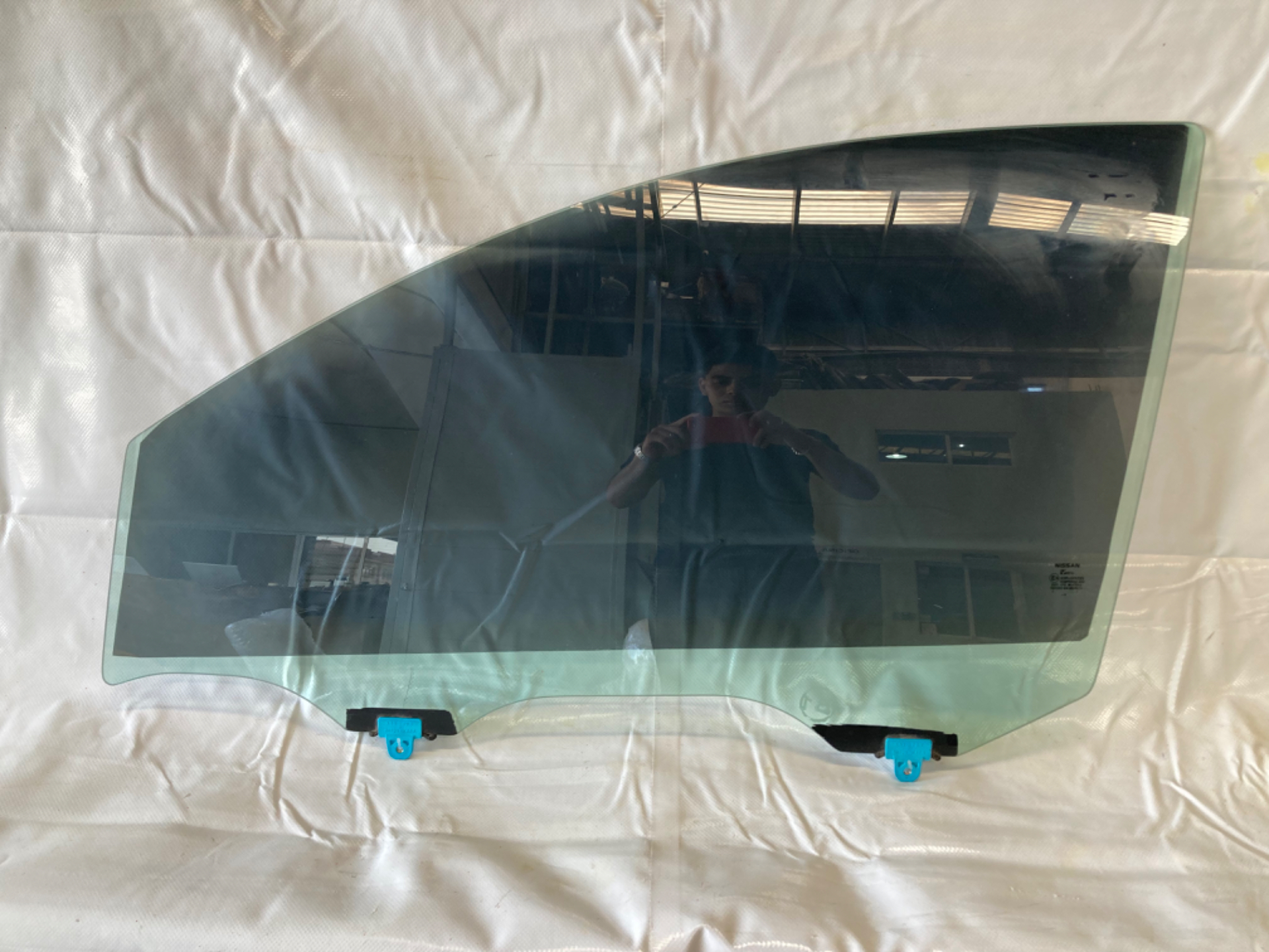 Cristal De Puerta Nissan Versa 2012 2013 2014 2015 2016 2019