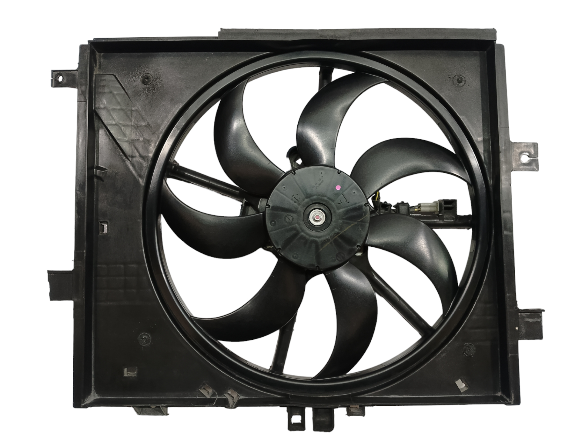 Nissan Versa 2012 - 2019 Motoventilador Delantera Usado Original