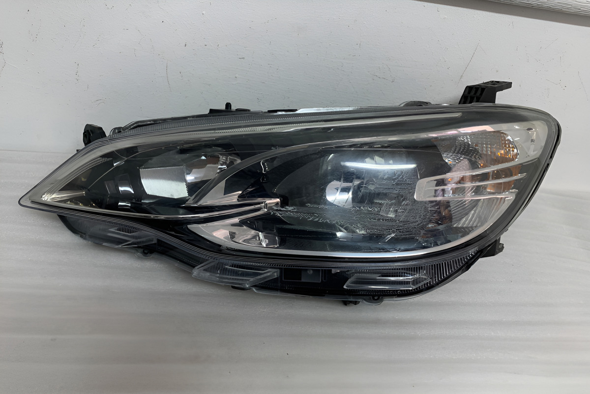 Faro Izquierda Chevrolet Cavalier 2018 - 2021 - vista 1