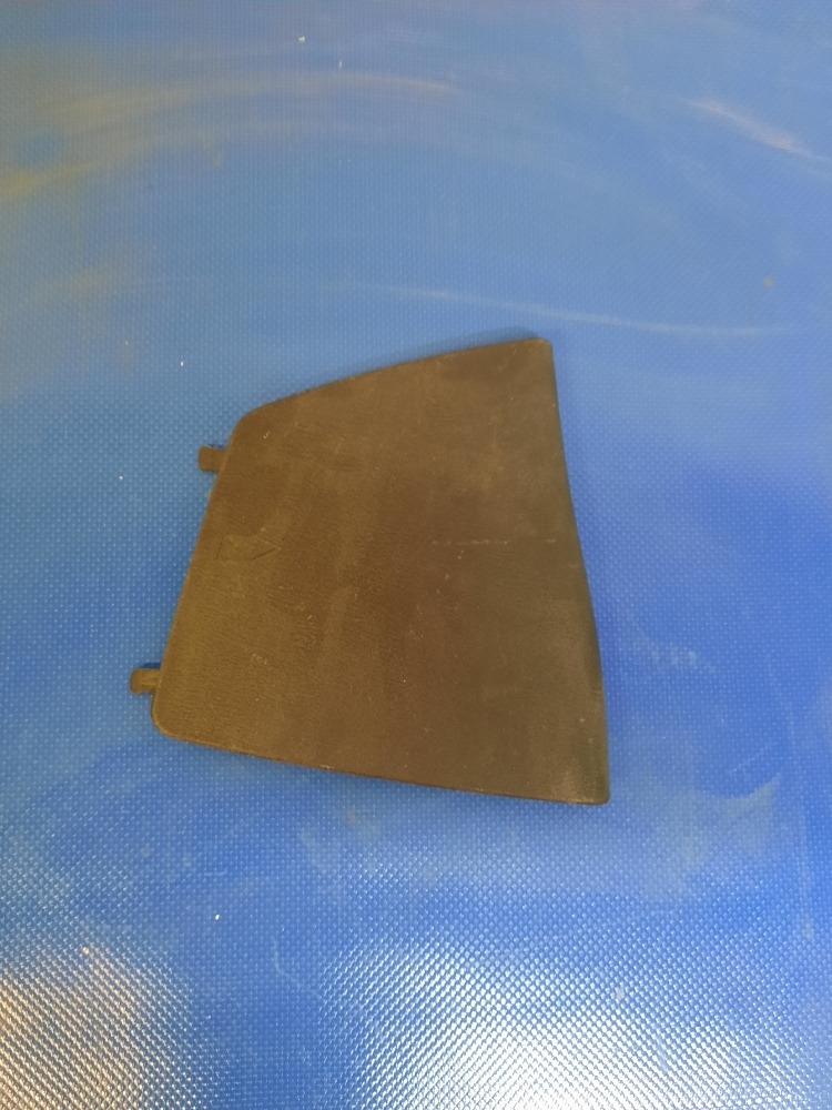 Tapa Izquierda Cubierta De Forro Cajuela Bmw X1 2016