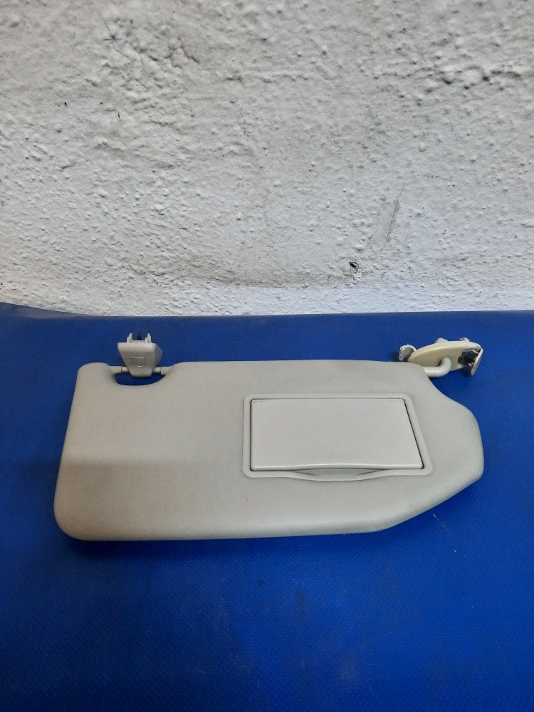 Visera Con Clip Derecha Ford Figo 2016-2021 Original
